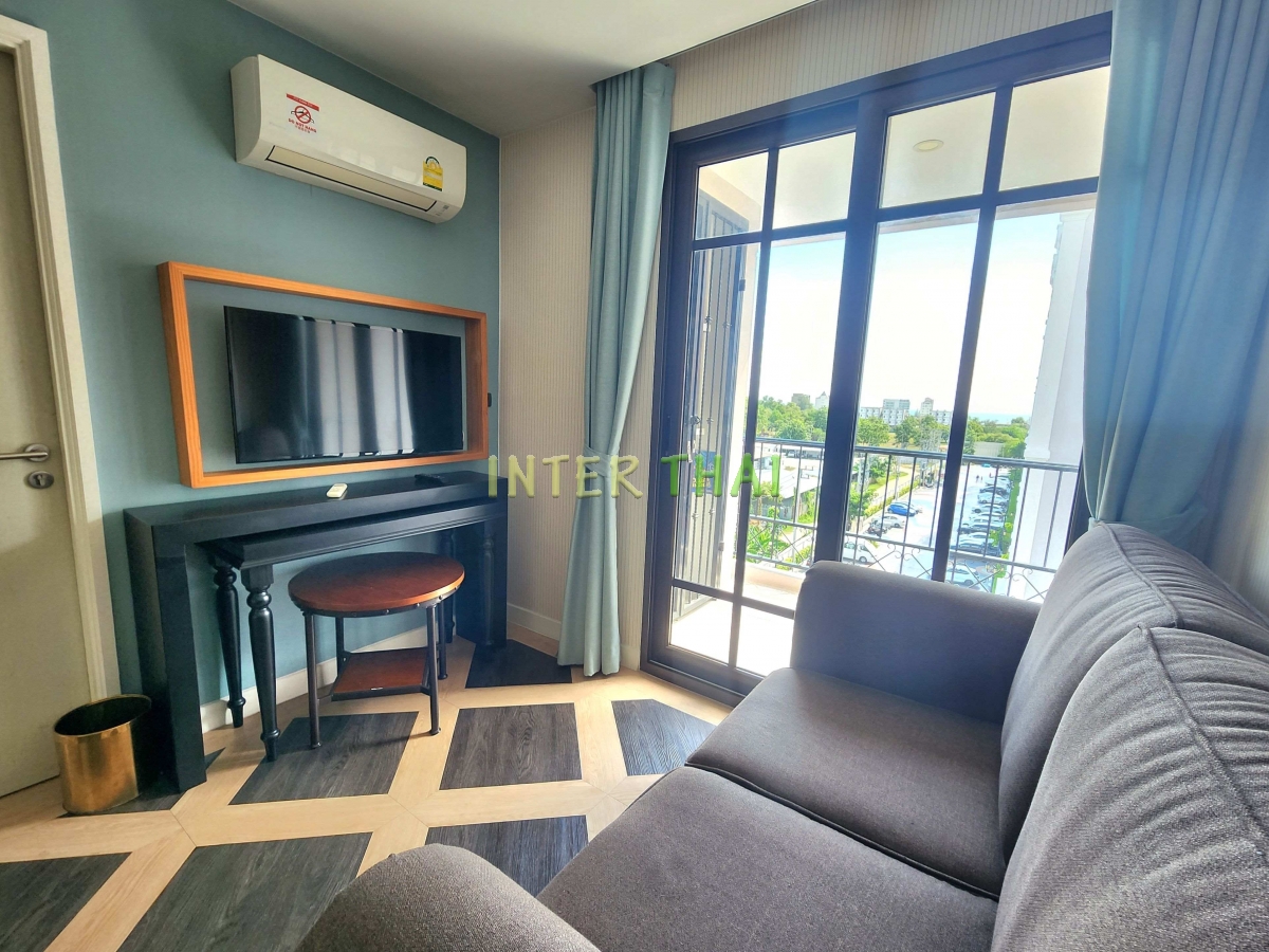 Espana Condo Resort Pattaya - apartments-878-1