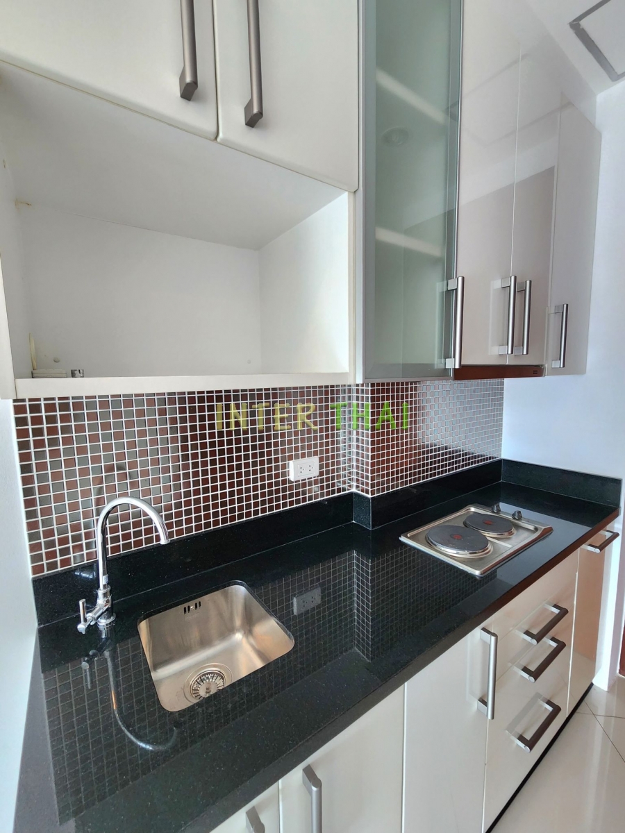 เดอะไดมอนด์สูทรีสอร์ทคอนโดมิเนี่ยม - apartments60-882-4