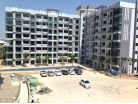 Dusit Grand Park Condo Pattaya - 2017-04 construction site - 2